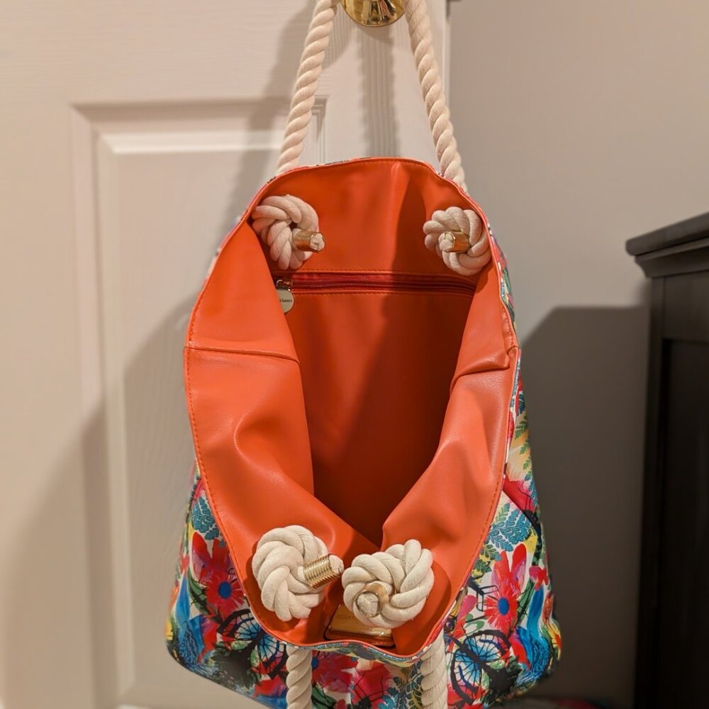 Vibrant Dragonfly Amaryllis Reversible Tote Bag by Christian Lacroix NWT - Picture 3 of 6